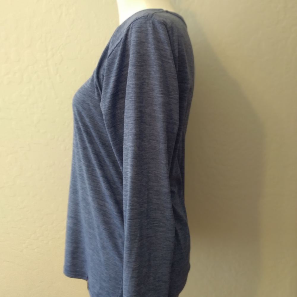 Like New! Patagonia Heathered Blue Crew Neck Athletic Long Sleeve Shirt - Picture 5 of 11